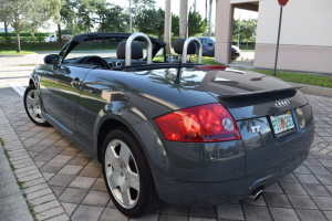 2001 Audi TT 