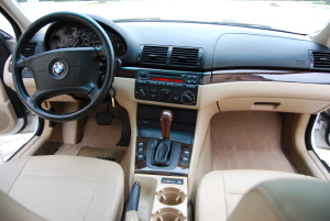 2001 BMW 325i 