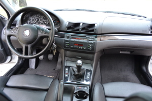 2001 BMW 325i 