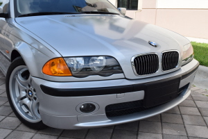 2001 BMW 330i 