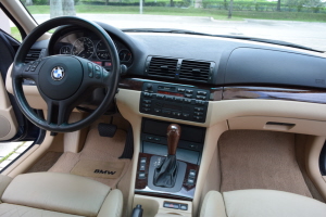 2001 BMW 330xi 