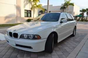 2001 BMW 525it 