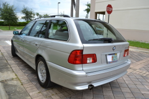 2001 BMW 525it 