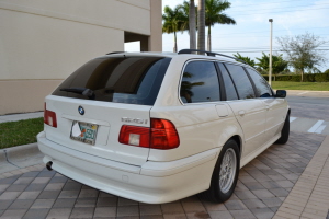 2001 BMW 525it 