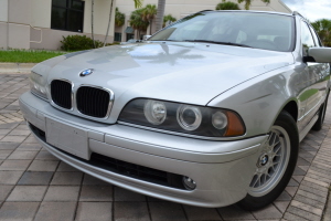 2001 BMW 525it 