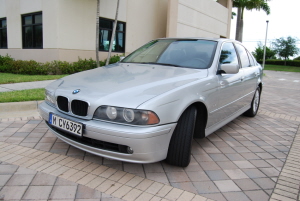 2001 BMW 530i 