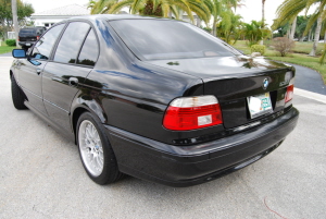 2001 BMW 530i 