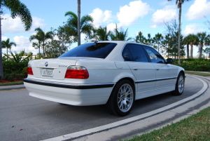 2001 BMW 740i 