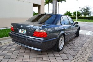 2001 BMW 740i 