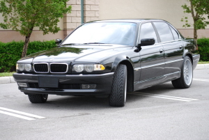 2001 BMW 740iL 