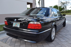 2001 BMW 740iL 