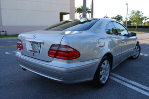 2001 Mercedes CLK320 