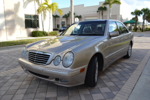 2001 Mercedes E320 AWD 