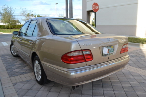 2001 Mercedes E320 AWD 