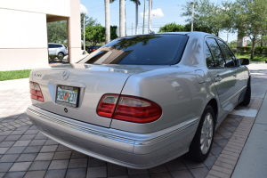 2001 Mercedes E320 