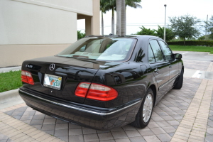 2001 Mercedes E320 