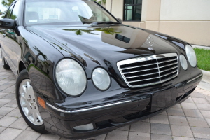 2001 Mercedes E320 