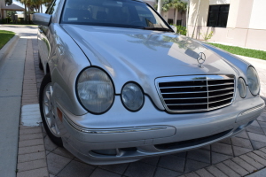 2001 Mercedes E320 