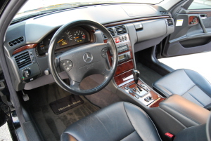 2001 Mercedes E320 