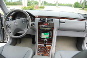 2001 Mercedes E320 