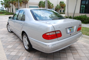 2001 Mercedes E430 4Matic 