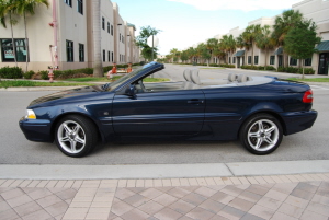 2001 Volvo C70 