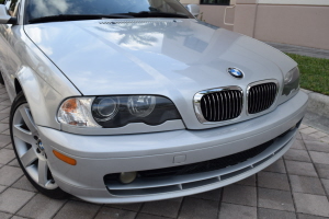 2002 BMW 325ci 