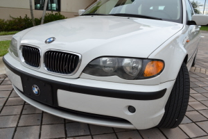 2002 BMW 325it 