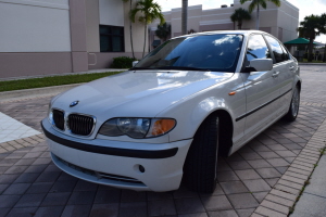 2002 BMW 330i 