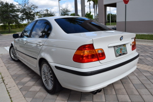 2002 BMW 330i 