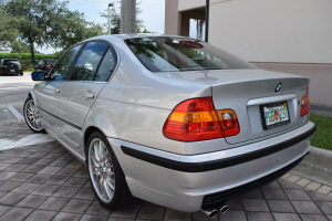 2002 BMW 330i 