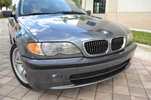 2002 BMW 330i 