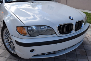 2002 BMW 330i 