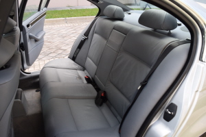 2002 BMW 330i 