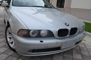 2002 BMW 525i 