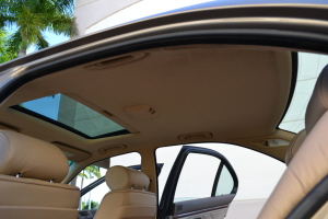 2002 BMW 525i 
