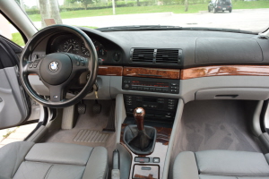 2002 BMW 525i 