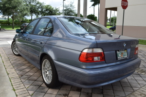 2002 BMW 530i 