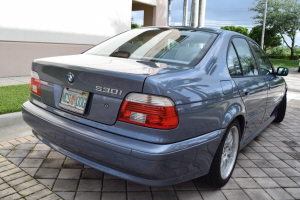 2002 BMW 530i 