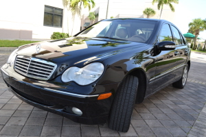 2004 Mercedes C240 