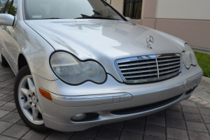 2002 Mercedes C320 