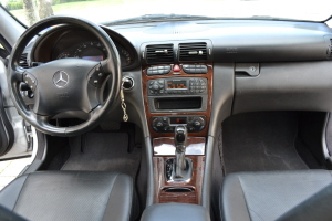 2002 Mercedes C320 