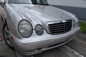 2002 Mercedes E320 