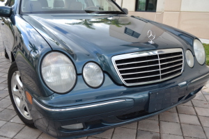 2002 Mercedes E320 