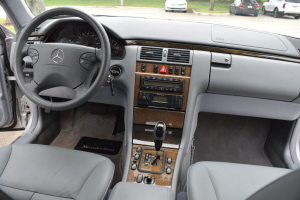 2002 Mercedes E320 