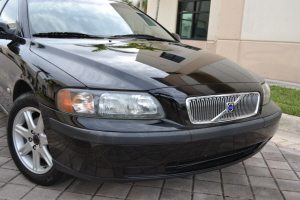 2002 Volvo V70 