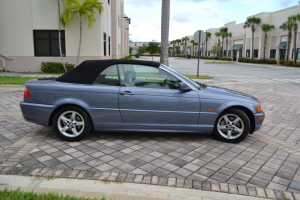 2003 BMW 325ci 