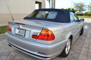 2003 BMW 325ci 