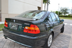 2003 BMW 325i 