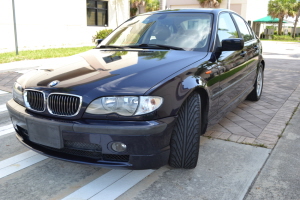 2003 BMW 330i 